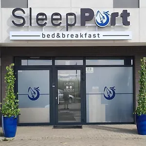 Bed and breakfast Sleep Port - Bezplatny Parking, Gdansk